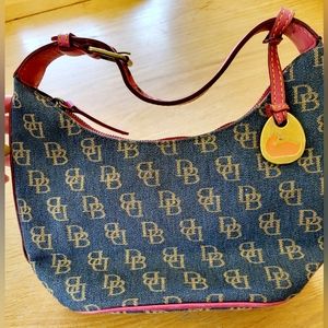 Vintage Dooney and Bourke shoulder bag